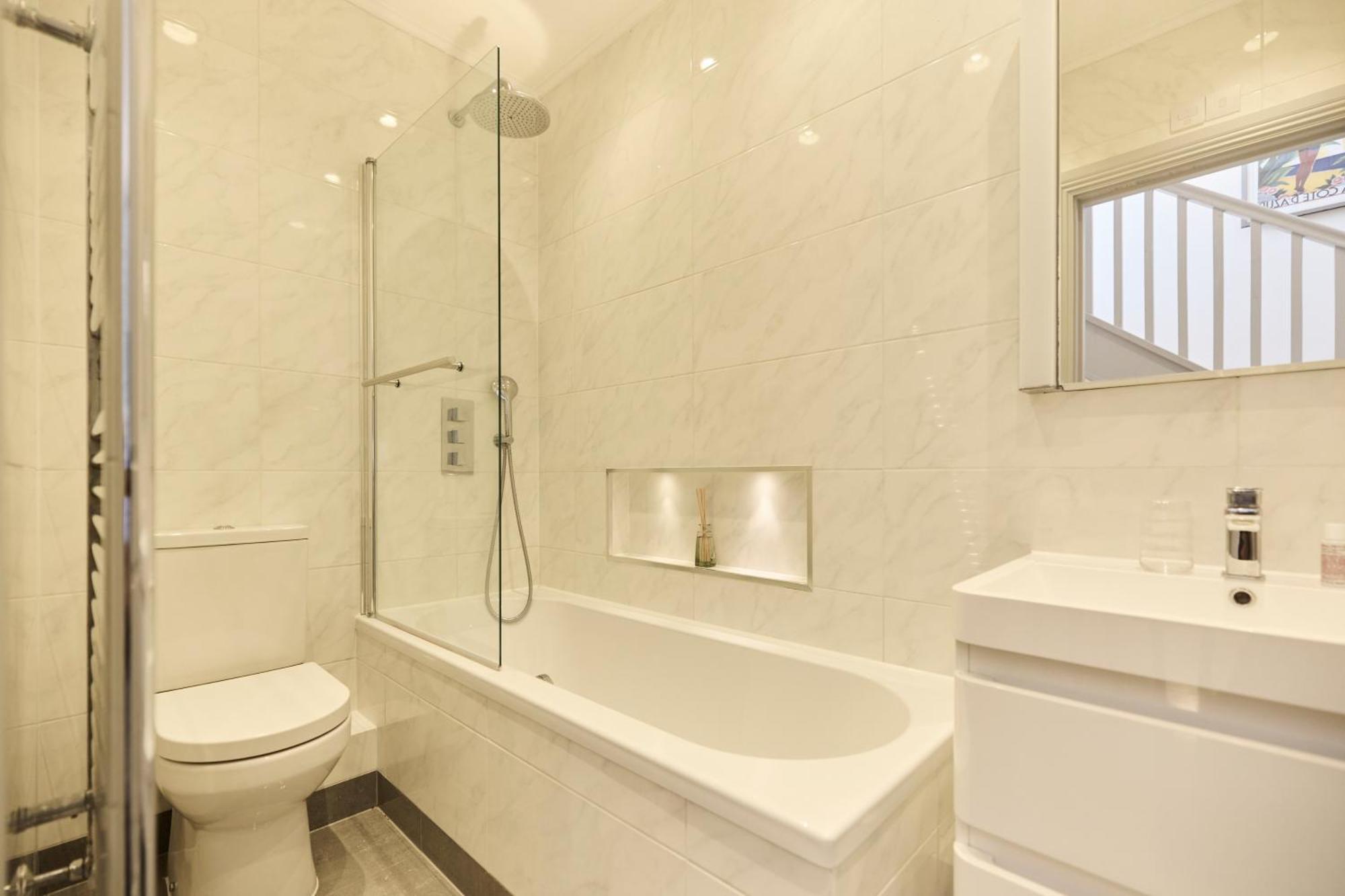 Appartement The Leghorn Quarters - Modern 3bdr With Balcony Londres